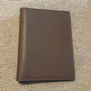 HEIRLOOM PREMIUM LEATHER FOLIO | CP PETITE